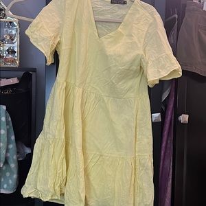 Dress yellow